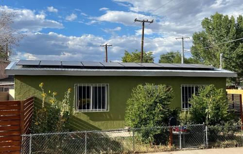 Το κτήριο όπου στεγάζεται  η παραθεριστική κατοικία