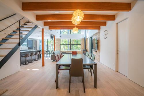 Timber Wolf Hakuba Chalet