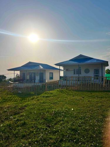 Bygningen som feriehuset ligger i