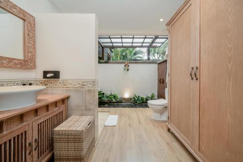 Koupelna v ubytování Visesa Ubud Resort