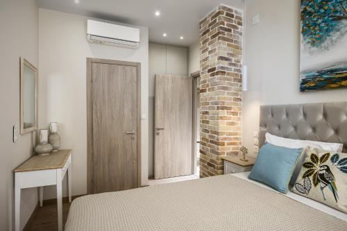 Petite Palace Apartment by Konnect, Old Corfu Town