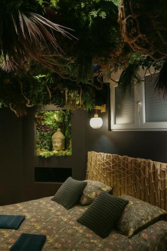 Jungle Room Strasbourg - Évasion Tropicale - Sauna Jacuzzi Balnéo
