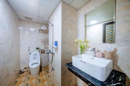 Koupelna v ubytování Thu Ha Hotel