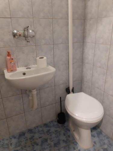 Koupelna v ubytování CenterZeroZoneOne