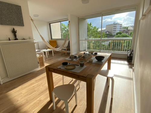 Mad i den private indkvartering eller i nærheden