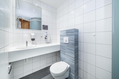 Koupelna v ubytování Hotel Viking