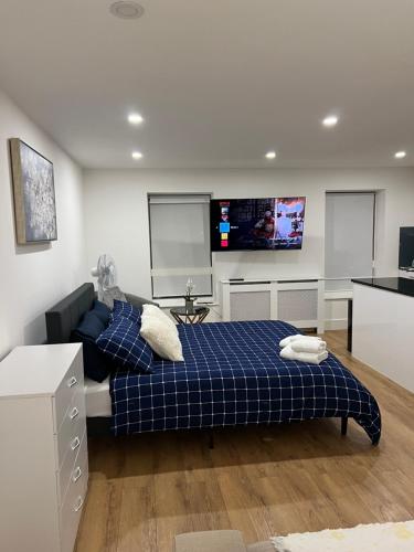 Ένα ή περισσότερα κρεβάτια σε δωμάτιο στο Studio Royal