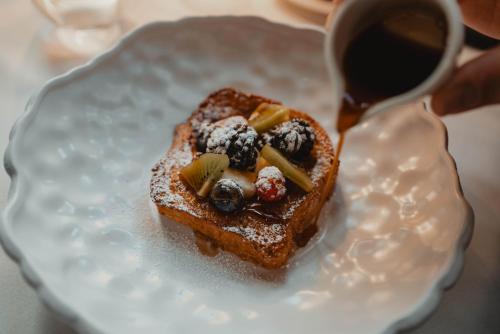 Jídlo v hotelu nebo okolí