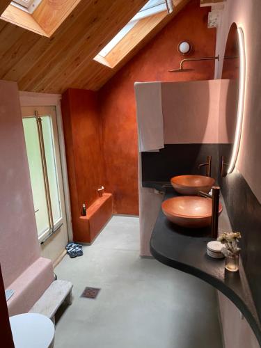 Koupelna v ubytování Achter de kerk