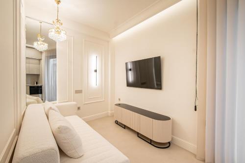 Kivos Luxury Apartments