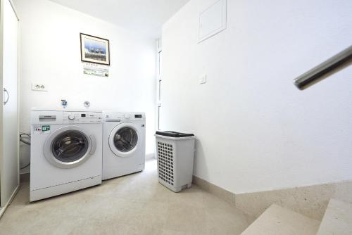 Apartment Mavarstica 17803d