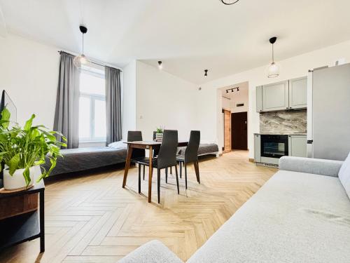 Kuchyň nebo kuchyňský kout v ubytování Apartamenty Kamienica Centrum - 1 Maja