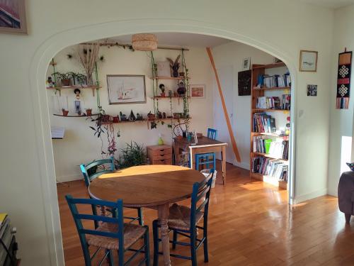 Fotografija u galeriji objekta Appartement plein centre u gradu Sent-Etjen