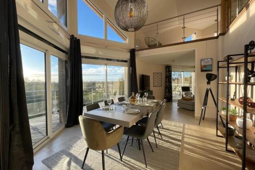 Galería fotográfica de Le Clos des Cigognes - Architect-designed house near Omaha Beach en Trévières