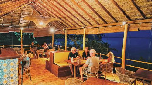 Εστιατόριο ή άλλο μέρος για φαγητό στο Oruwa Boutique Villa