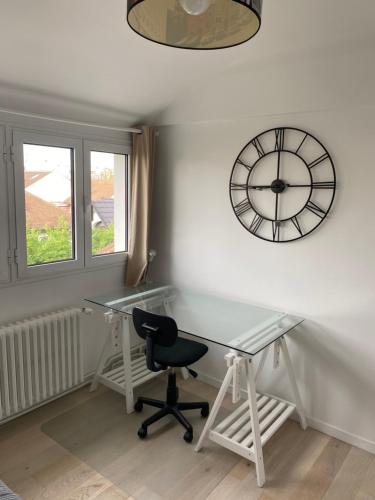 Fotografie z fotogalerie ubytování Chambre double avec petit déjeuner Paris Ouest B&B v destinaci Rueil-Malmaison