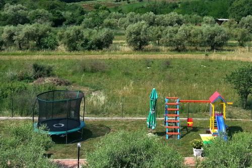 Family-friendly apartments with swimming pool Babici, Umag - 2531