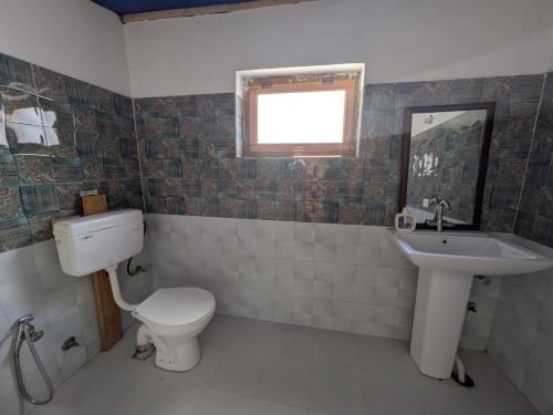 Ένα μπάνιο στο Siachen Eco Residence