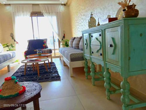 Χώρος καθιστικού στο blue perl appt luxury services pool 2 min from beach