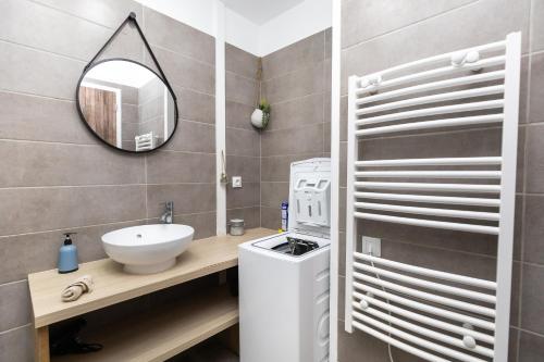 Ένα μπάνιο στο L'Antique - Au pied du Théâtre - 1 à 4 pers - Wifi