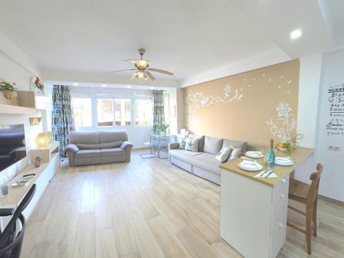 Pearl One Bedroom Full KitchenApartment City Center BY NAMASTE ELITE