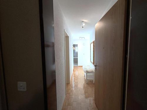 Fotografie z fotogalerie ubytování Schwarzhorn 3- komplett renoviert, tolle Aussicht! v destinaci Leukerbad