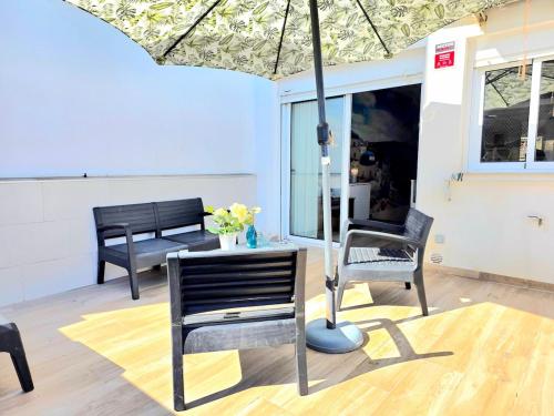 Azure Studi with Large Terrace & Full Kitchen Torremolinos City center by NAMASTE ELITE
