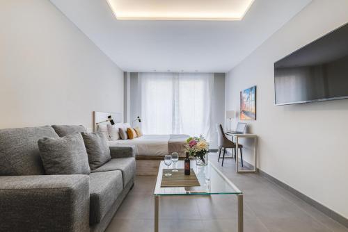 Home2Book Saucillo Suites, Cozy Stay Las Palmas