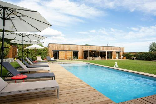 Somptuous Villa With Pool In The Alpilles