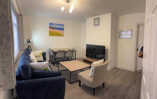 Μια τηλεόραση ή/και κέντρο ψυχαγωγίας στο Whitford1