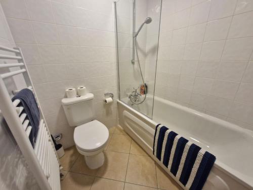 Ένα μπάνιο στο Charming Retreat - Broadstairs Seafront