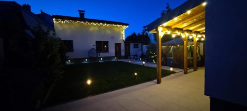 Πισίνα στο ή κοντά στο Ferienhaus am Regionalpark - Nähe Wien