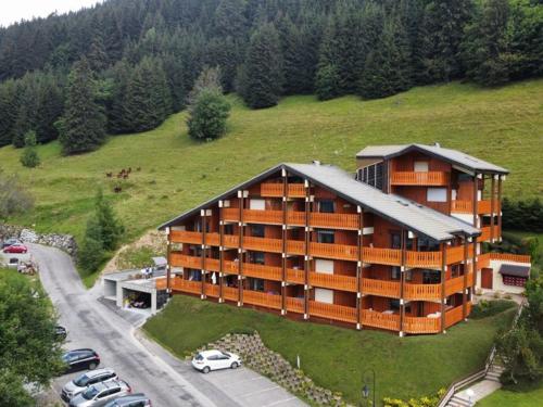 Appartement 2 pièces, 4 personnes, balcon, parking