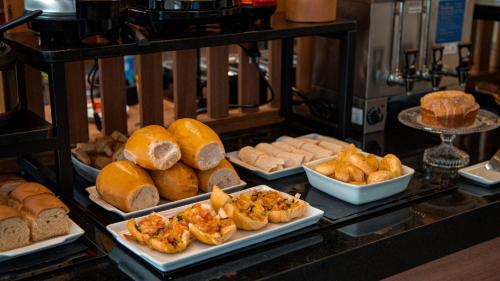 Jídlo v hotelu nebo okolí