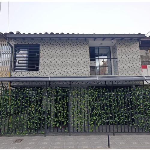 Το κτήριο όπου στεγάζεται  το ξενοδοχείο