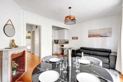 Duplex Raffine a deux pas de la Tour Eiffel - Avec A-C