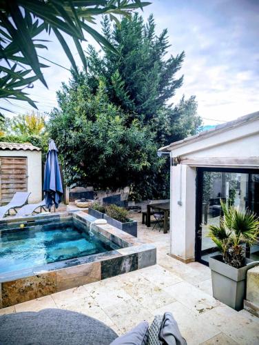 Maison avec piscine, jacuzzi et sauna privatifs - Mas de Nebbas