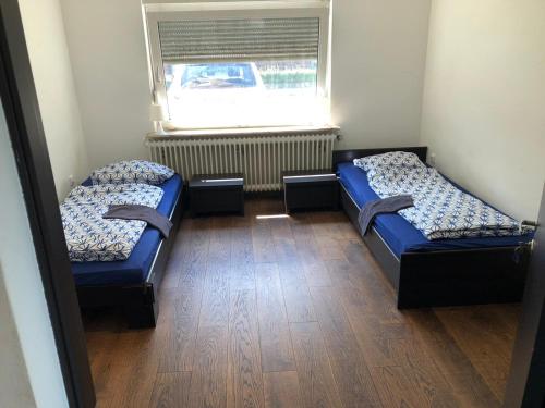 Galeriebild der Unterkunft Weener Monteurwohnungen 1 bis 9 Betten in Weener