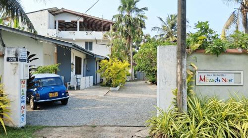 Το κτήριο όπου στεγάζεται  το διαμέρισμα