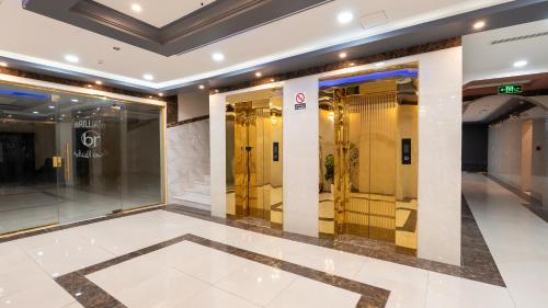 Φωτογραφία από το άλμπουμ του شقق المتألق الحديثة الفندقية στο Νταμάμ