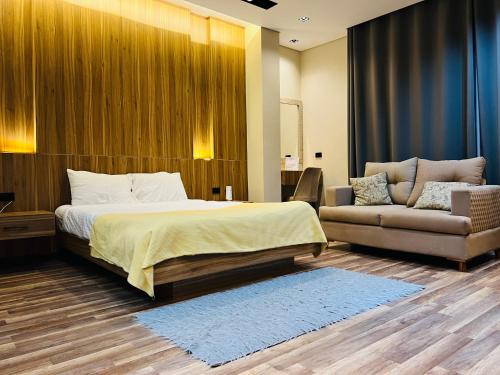 Χώρος καθιστικού στο Farida Grand Hotel