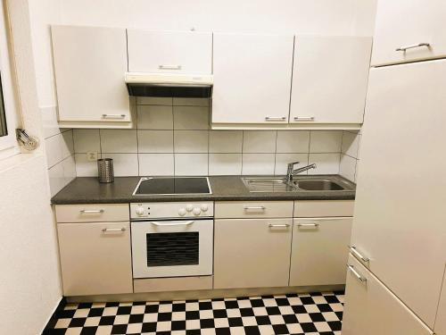 Kuchyň nebo kuchyňský kout v ubytování Brinerstrasse