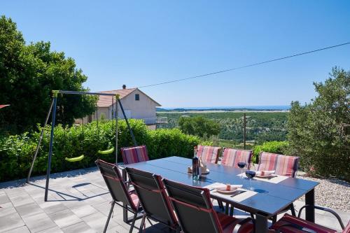 Family-friendly apartments with swimming pool Uskoplje, Dubrovnik - 23452
