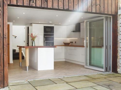 Φωτογραφία από το άλμπουμ του Top House - Uk50644 σε Stithians