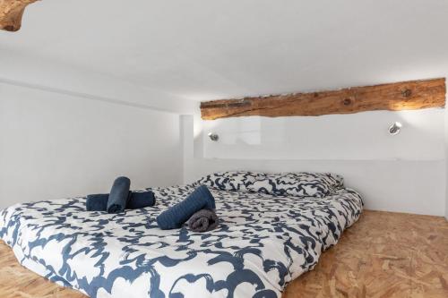 Le Garibaldi - City centre - Bright - AC