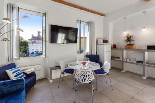 Le Garibaldi - City centre - Bright - AC