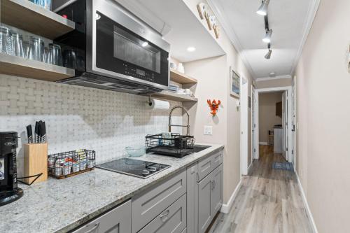 ONE More Sandy Day - 2BR 2BA Beach Condo, Sleeps 6 photo 27