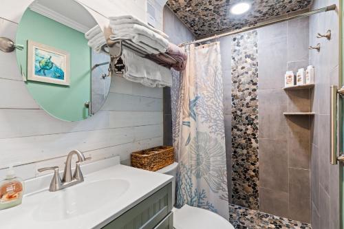 ONE More Sandy Day - 2BR 2BA Beach Condo, Sleeps 6 photo 3