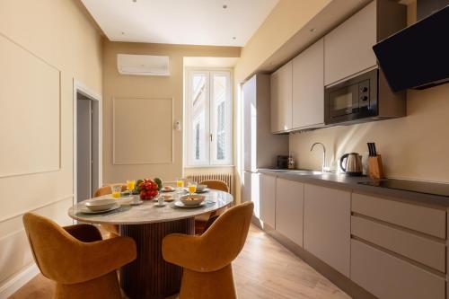 DEZA Luxe Colosseum View 2BR 2BT Modern Style