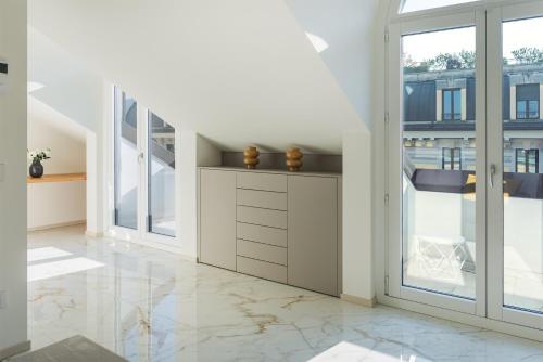 Luxury Milan Apartment - Penthouse in Historic City Center photo 31